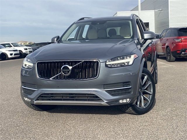 2019 Volvo XC90 Momentum