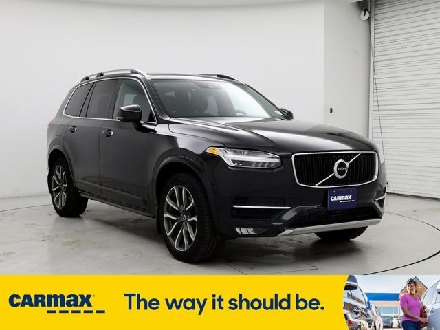 2019 Volvo XC90 Momentum