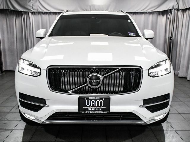 2019 Volvo XC90 Momentum