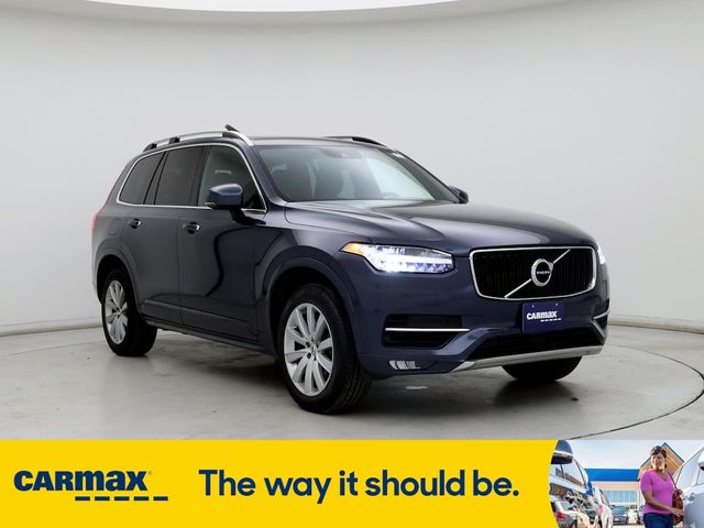 2019 Volvo XC90 Momentum