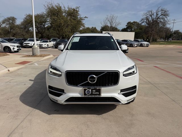 2019 Volvo XC90 Momentum