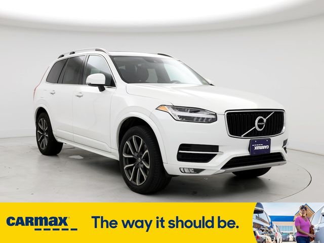 2019 Volvo XC90 Momentum