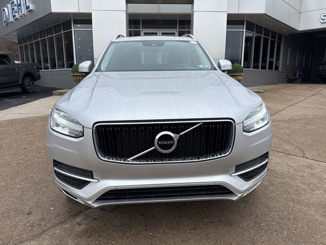 2019 Volvo XC90 Momentum