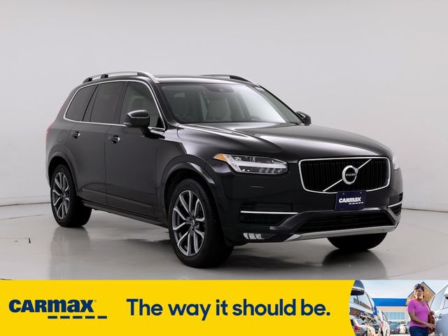 2019 Volvo XC90 Momentum