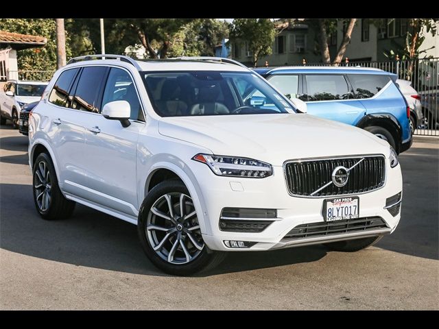 2019 Volvo XC90 Momentum