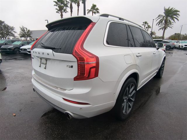 2019 Volvo XC90 Momentum