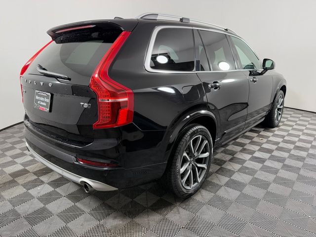 2019 Volvo XC90 Momentum