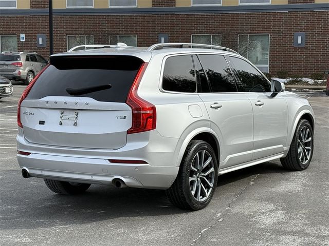 2019 Volvo XC90 Momentum