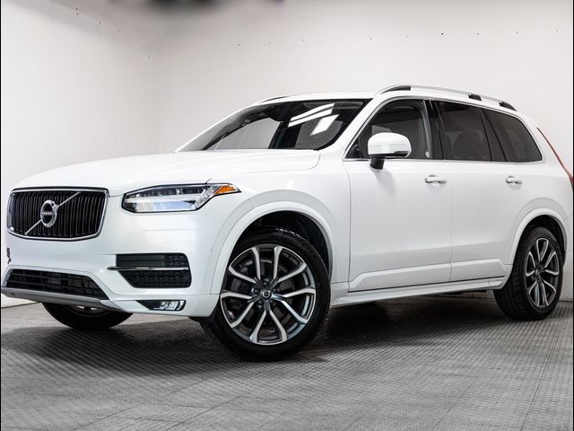 2019 Volvo XC90 Momentum