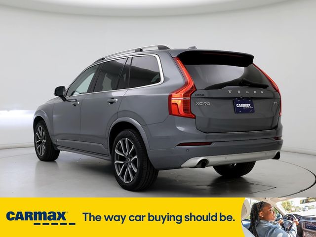 2019 Volvo XC90 Momentum