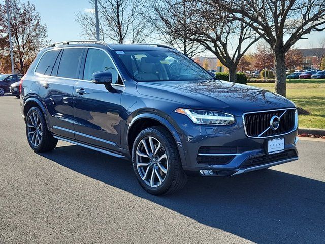 2019 Volvo XC90 Momentum