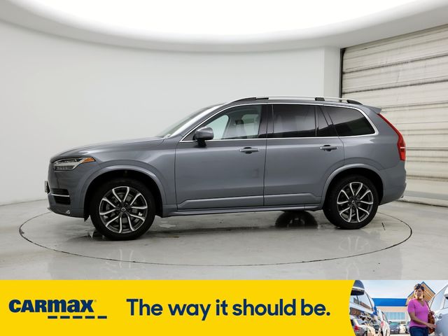 2019 Volvo XC90 Momentum