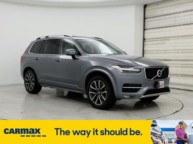 2019 Volvo XC90 Momentum