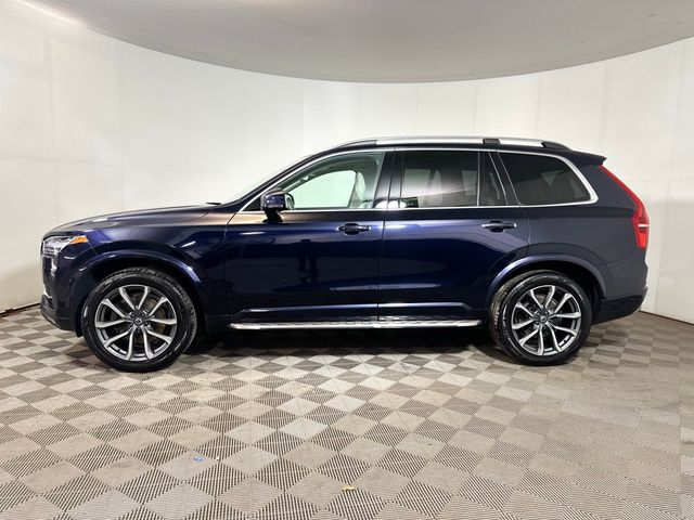 2019 Volvo XC90 Momentum