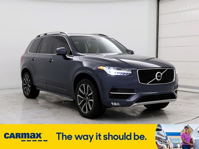 2019 Volvo XC90 Momentum