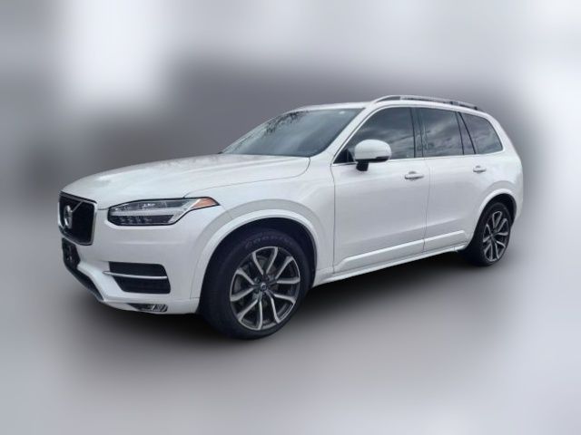 2019 Volvo XC90 Momentum