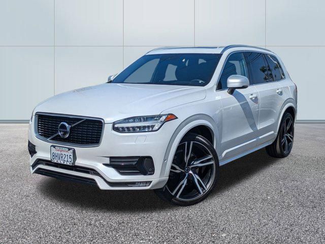 2019 Volvo XC90 R-Design