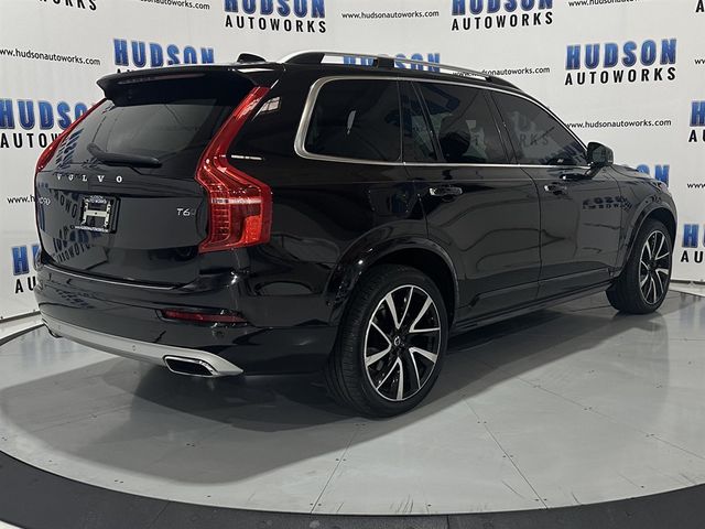 2019 Volvo XC90 Momentum