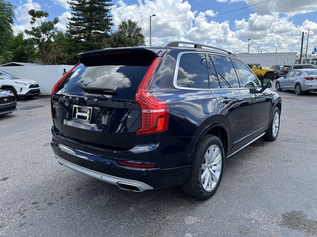 2019 Volvo XC90 Momentum