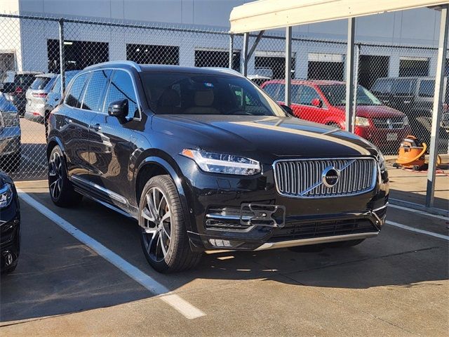 2019 Volvo XC90 Inscription