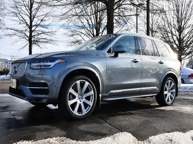 2019 Volvo XC90 Inscription