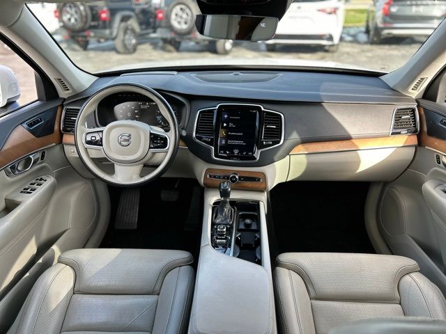 2019 Volvo XC90 Inscription