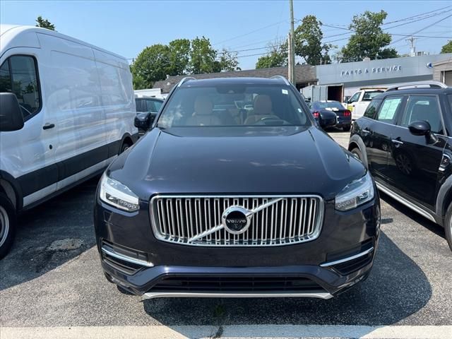 2019 Volvo XC90 Inscription