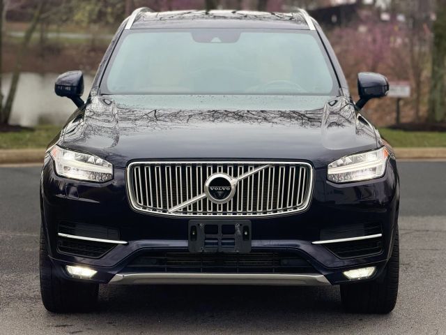 2019 Volvo XC90 Inscription