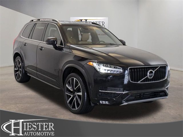 2019 Volvo XC90 Momentum