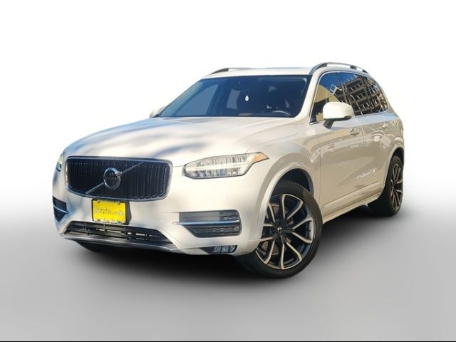 2019 Volvo XC90 Momentum