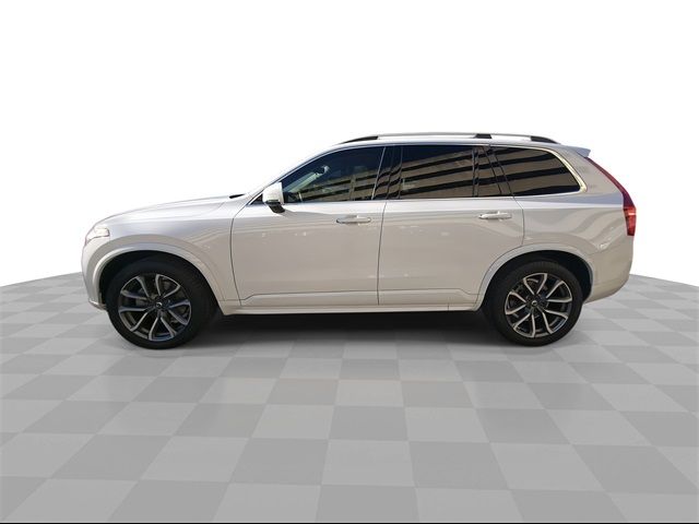 2019 Volvo XC90 Momentum