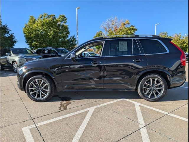 2019 Volvo XC90 Momentum