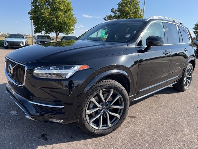 2019 Volvo XC90 Momentum