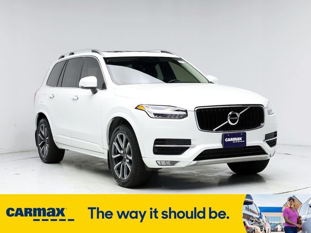 2019 Volvo XC90 Momentum