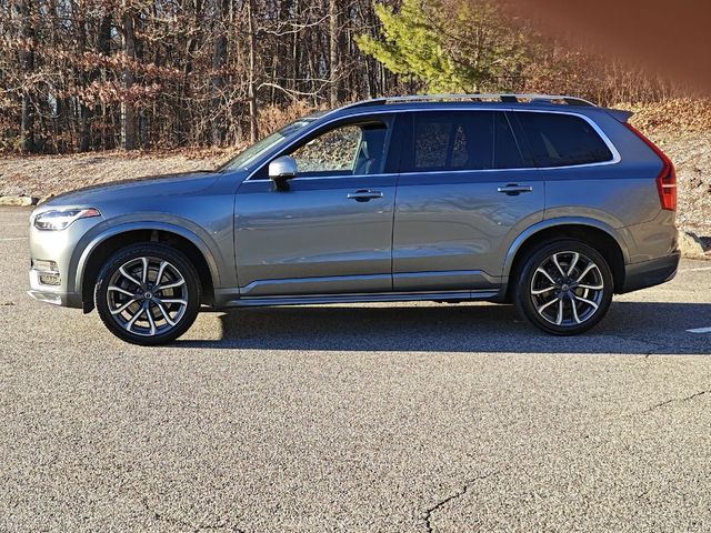 2019 Volvo XC90 Momentum