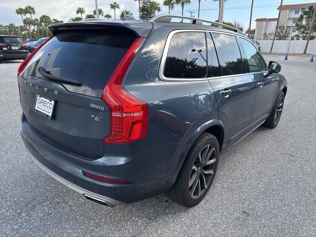 2019 Volvo XC90 Momentum