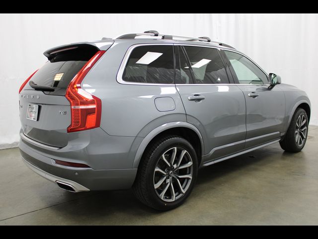 2019 Volvo XC90 Momentum