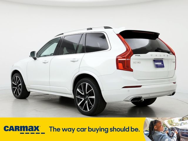 2019 Volvo XC90 Momentum