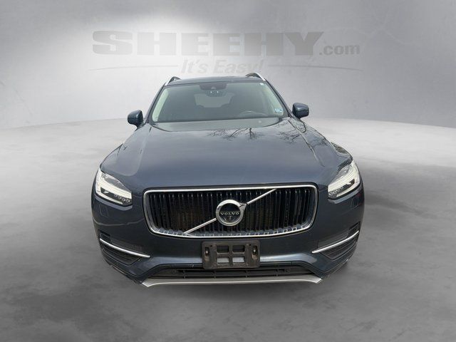 2019 Volvo XC90 Momentum