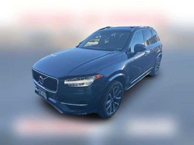 2019 Volvo XC90 Momentum