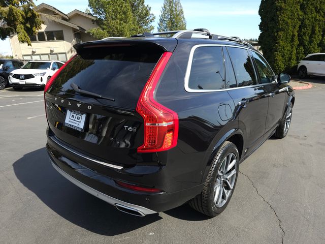 2019 Volvo XC90 Momentum