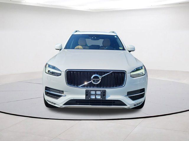 2019 Volvo XC90 Momentum
