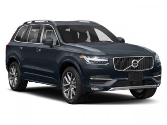 2019 Volvo XC90 Momentum