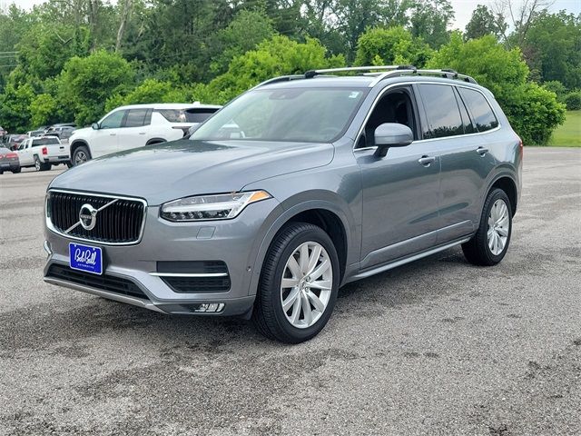 2019 Volvo XC90 Momentum