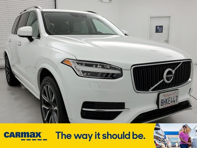 2019 Volvo XC90 Momentum