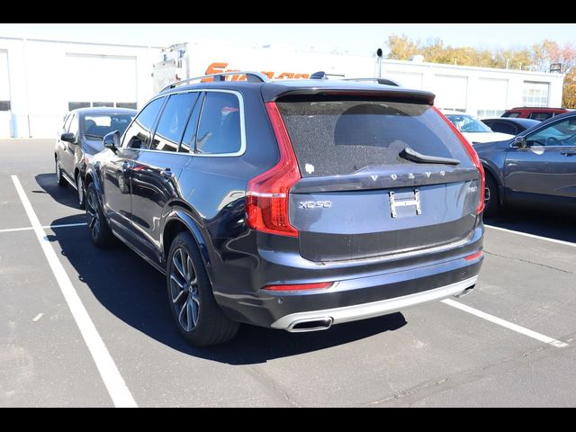 2019 Volvo XC90 Momentum