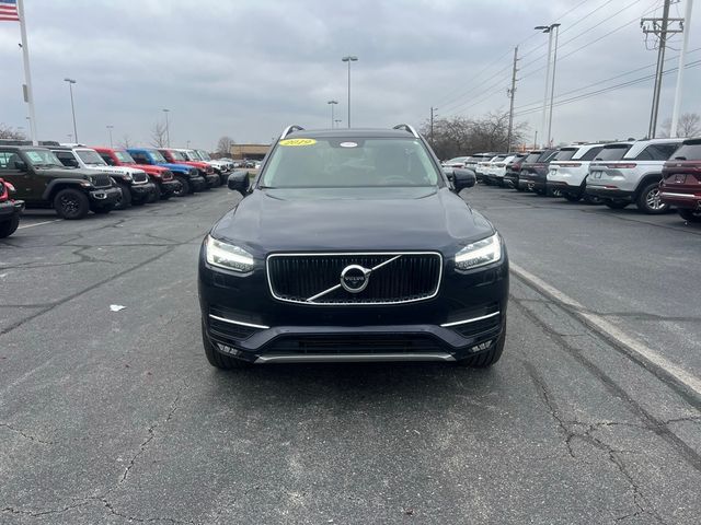 2019 Volvo XC90 Momentum