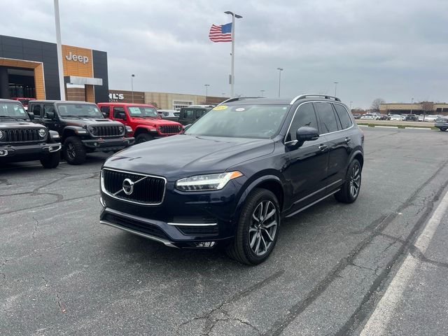 2019 Volvo XC90 Momentum