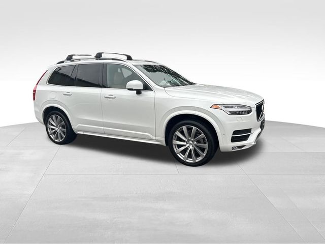 2019 Volvo XC90 Momentum