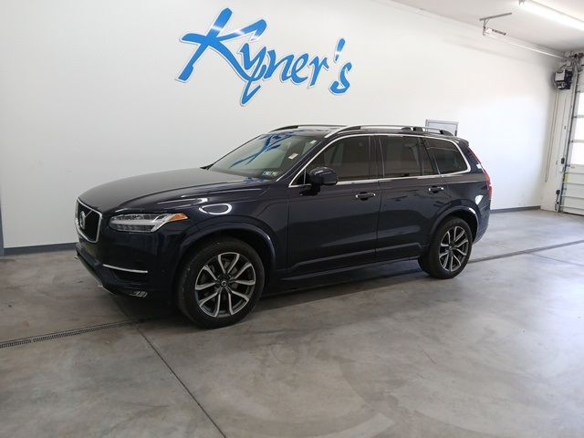 2019 Volvo XC90 Momentum